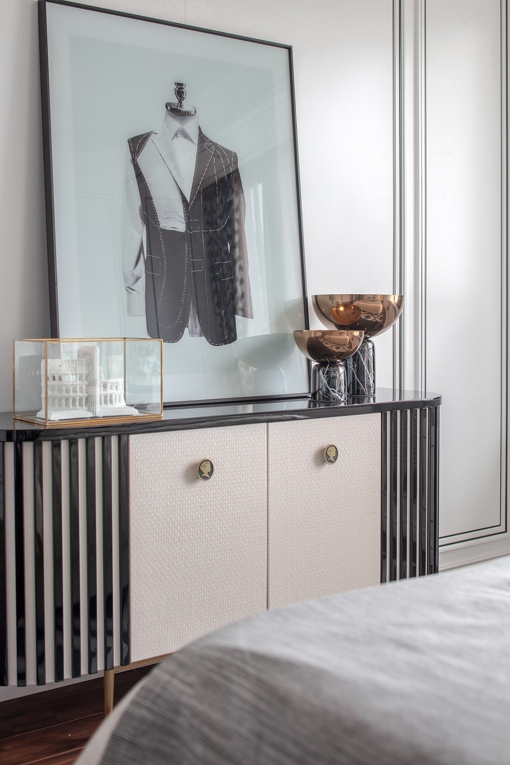 法式復古風格室內家裝案例效果圖-邊柜 法式復古風格室內家裝案例效果圖-邊柜