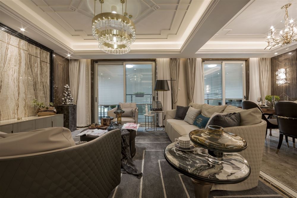 佛山市碧桂園&middot;鳳凰灣輕奢風格四居室裝修案例