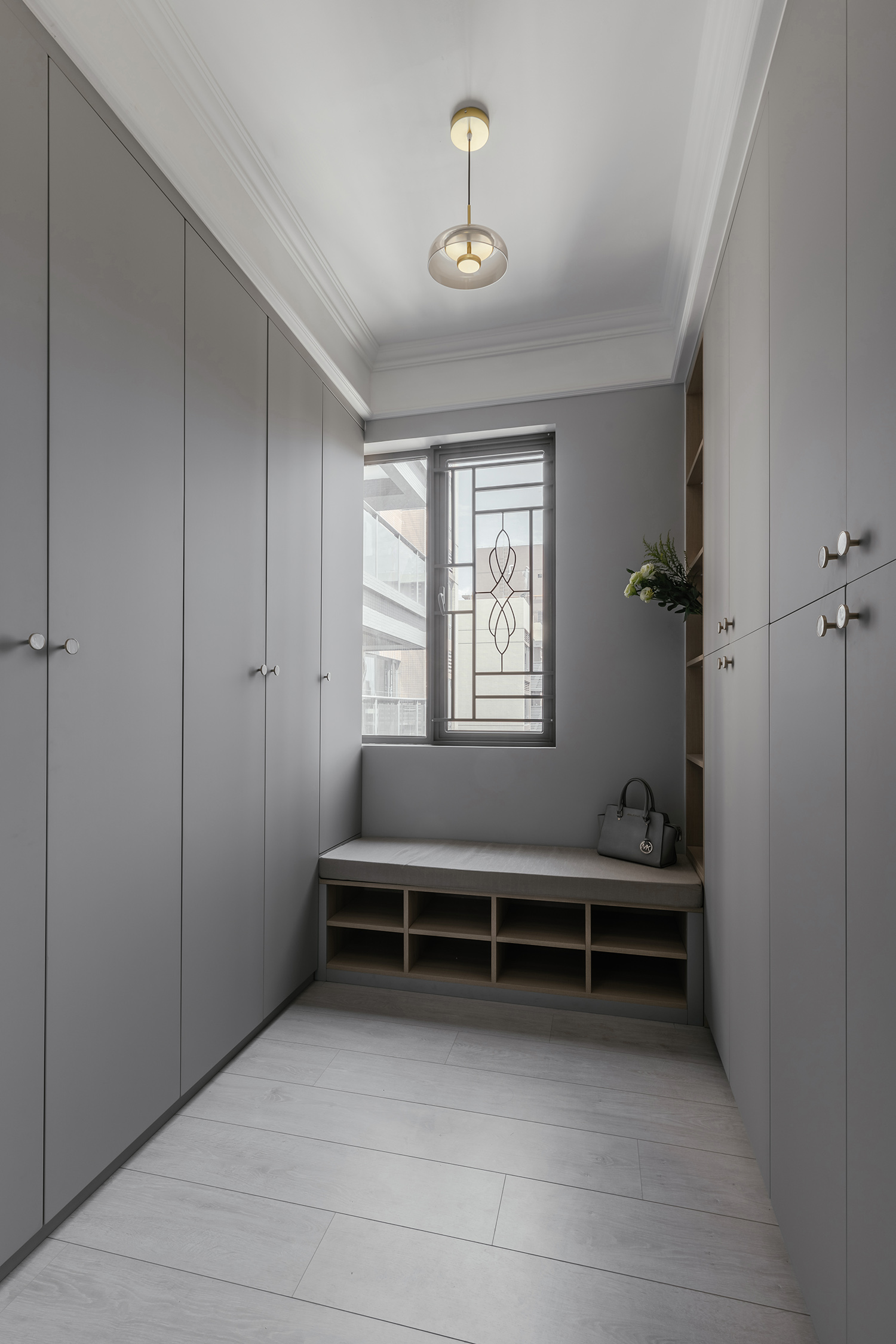 輕奢北歐風格室內家裝案例效果圖-衣帽間 輕奢北歐風格室內家裝案例效果圖-衣帽間