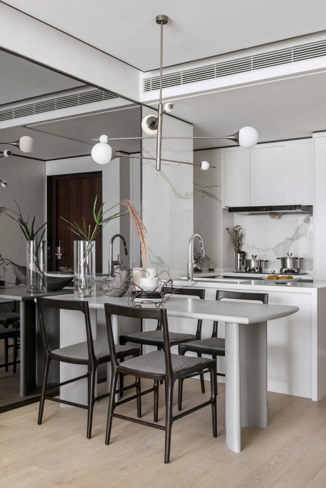 現代朋克風格室內設計家裝案例-餐廳 現代朋克風格室內設計家裝案例-餐廳