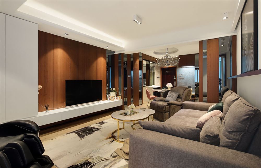 北海市萬泉城二區輕奢風格三居室裝修案例