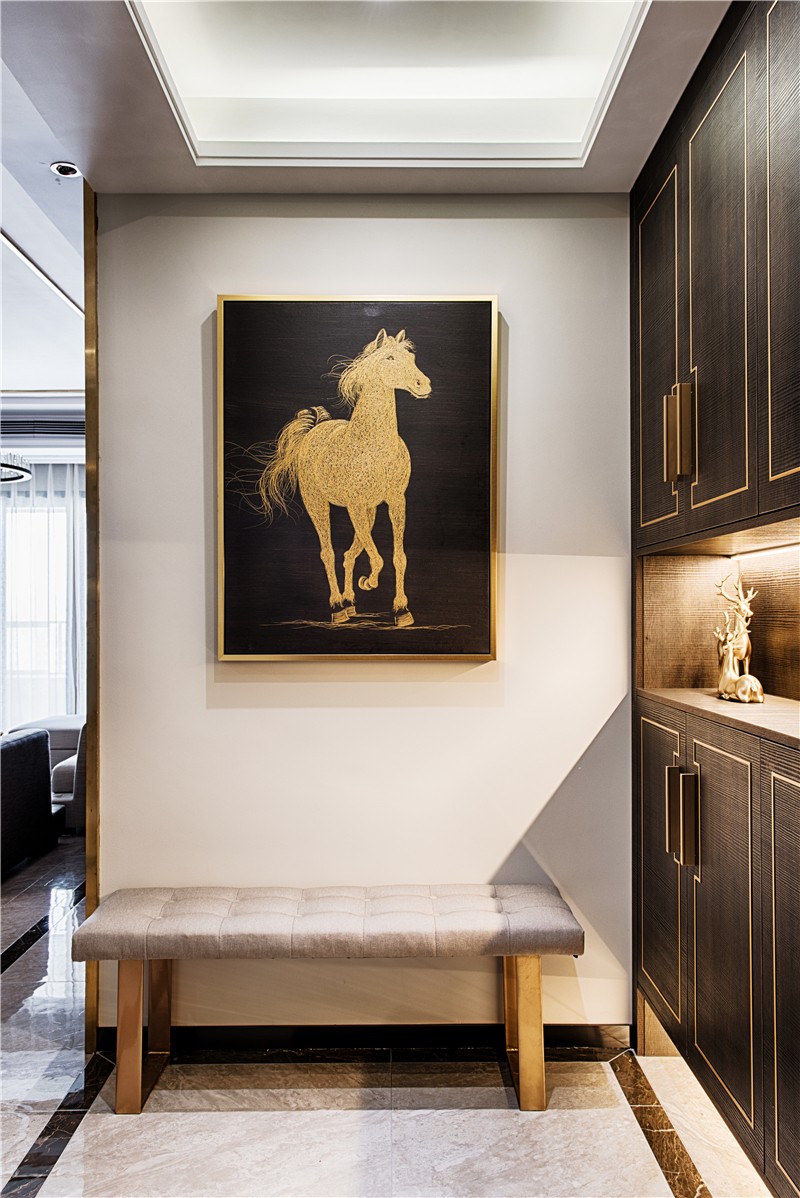 后現(xiàn)代港式風格家裝設計室內(nèi)裝修效果圖-玄關