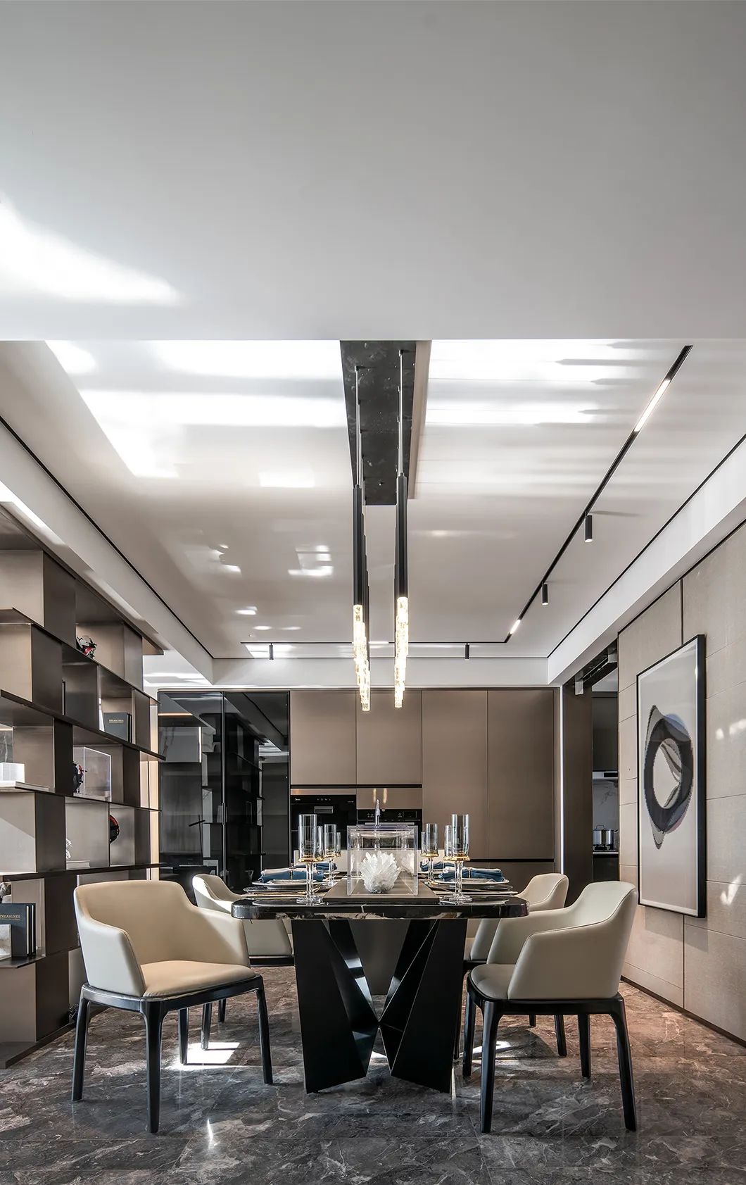 現代輕奢風格別墅室內設計家裝案例-餐廳 現代輕奢風格別墅室內設計家裝案例-餐廳