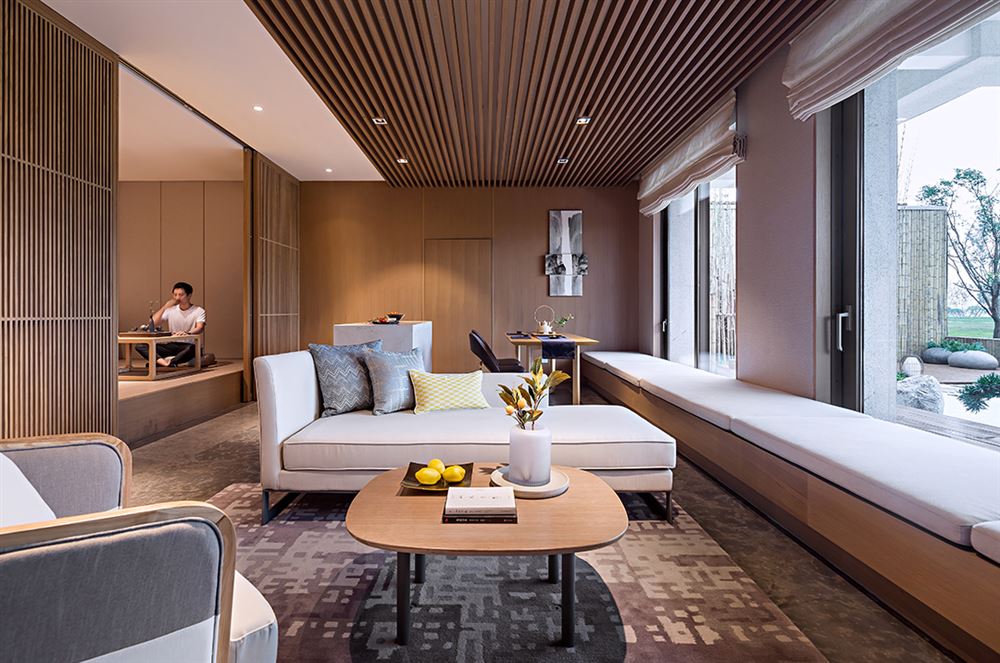 佛山市中交&middot;瀧灣云城其他四居室裝修案例