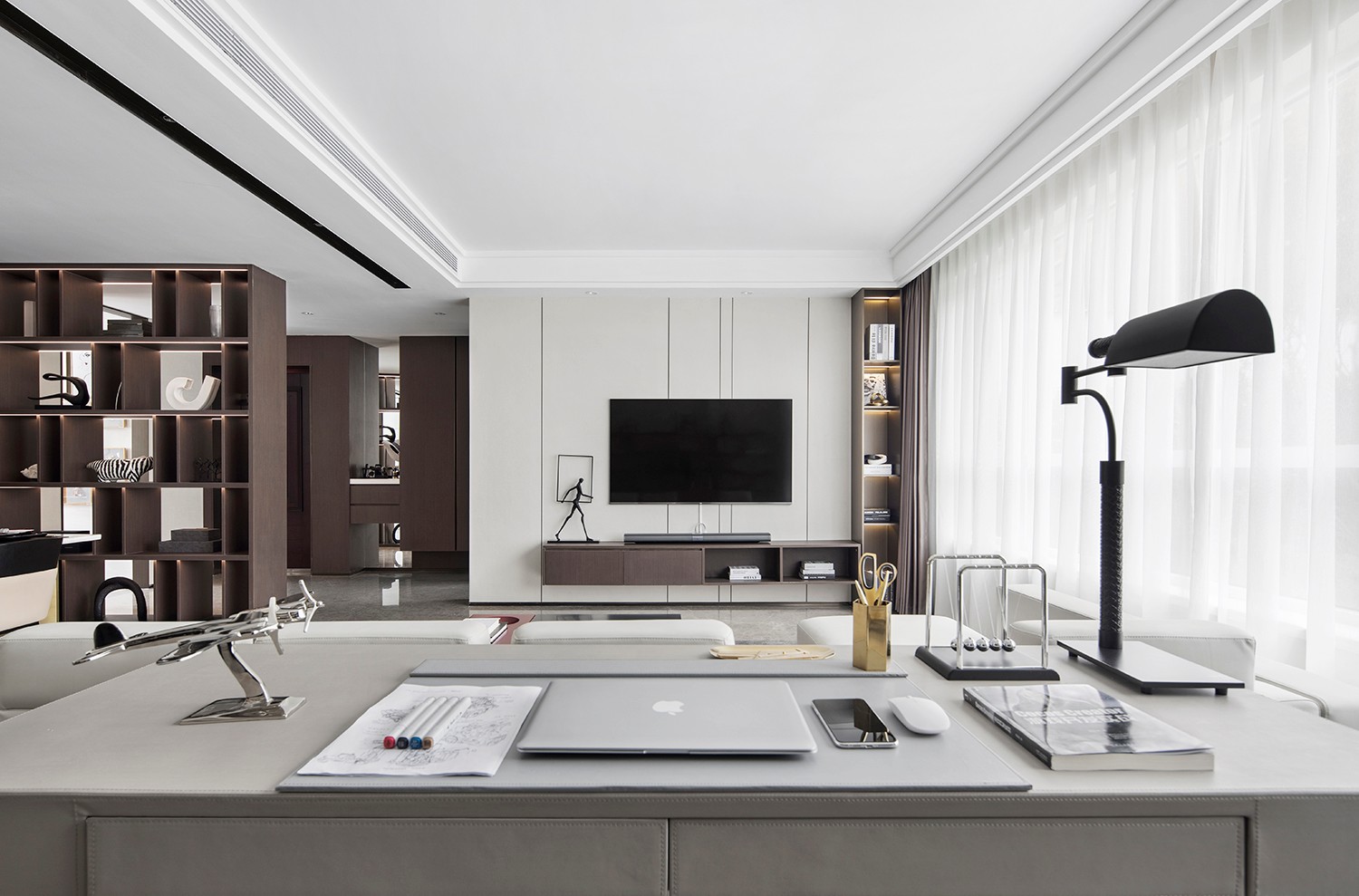 現代輕奢風格家裝設計室內裝修效果圖-開放式書房 現代輕奢風格家裝設計室內裝修效果圖-開放式書房