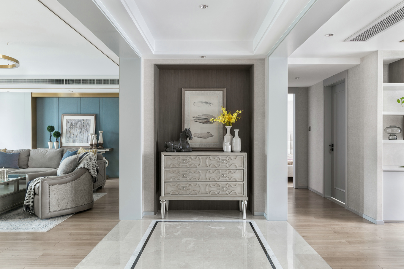 美式輕奢風(fēng)格家裝設(shè)計(jì)室內(nèi)裝修效果圖-玄關(guān)走廊 美式輕奢風(fēng)格家裝設(shè)計(jì)室內(nèi)裝修效果圖-玄關(guān)走廊