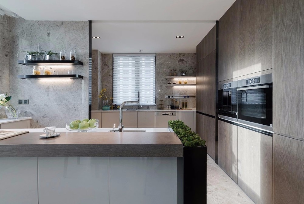 現(xiàn)代輕奢風格室內(nèi)設(shè)計家裝案例-廚房 現(xiàn)代輕奢風格室內(nèi)設(shè)計家裝案例-廚房