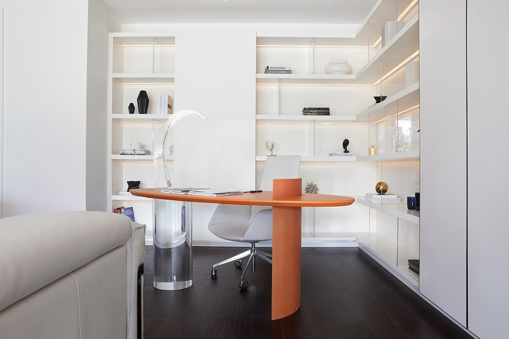 現(xiàn)代簡約風(fēng)格室內(nèi)家裝案例效果圖-客廳邊柜 現(xiàn)代簡約風(fēng)格室內(nèi)家裝案例效果圖-客廳邊柜