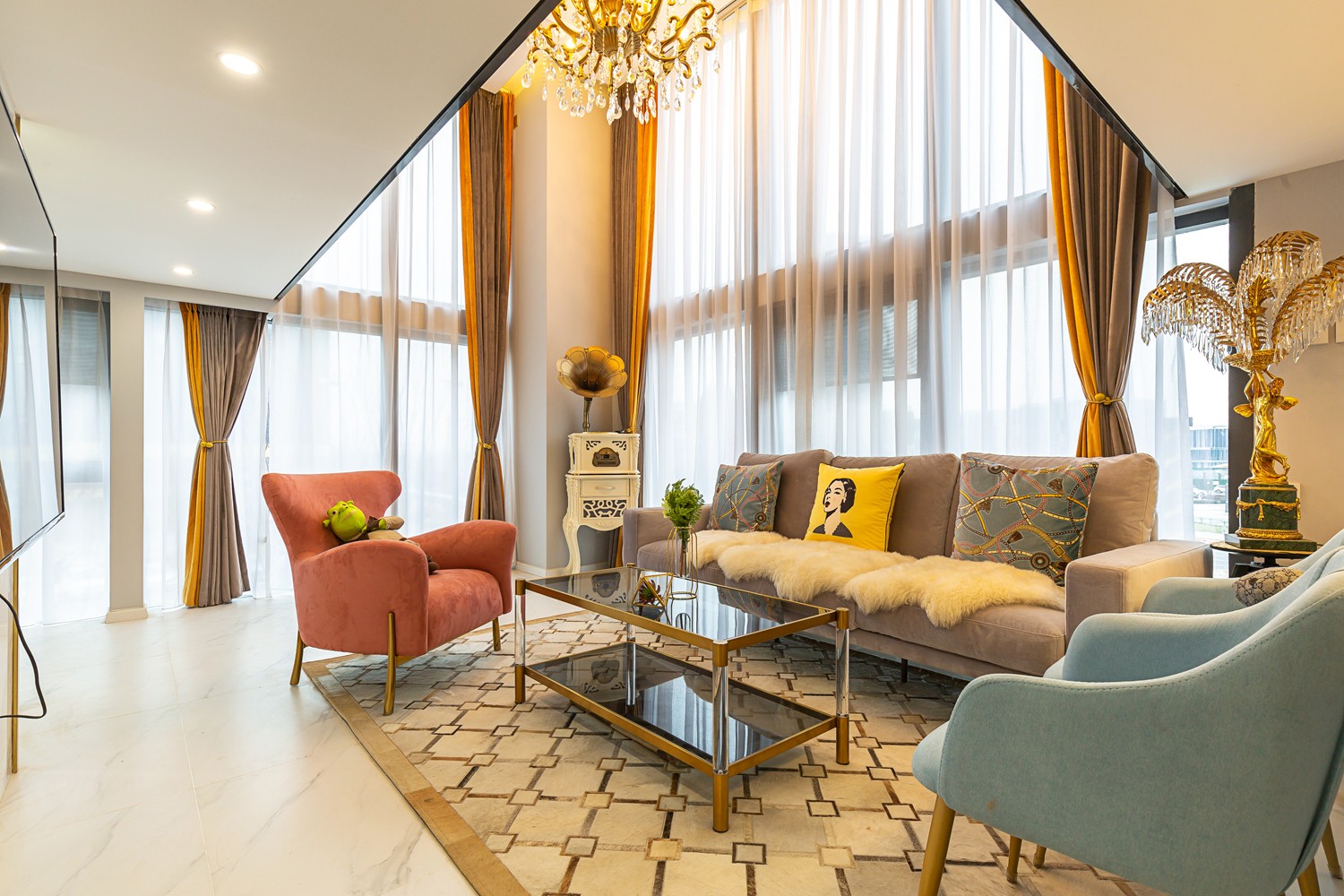 輕奢高級灰風格家裝設計室內(nèi)裝修效果圖-客廳 輕奢高級灰風格家裝設計室內(nèi)裝修效果圖-客廳