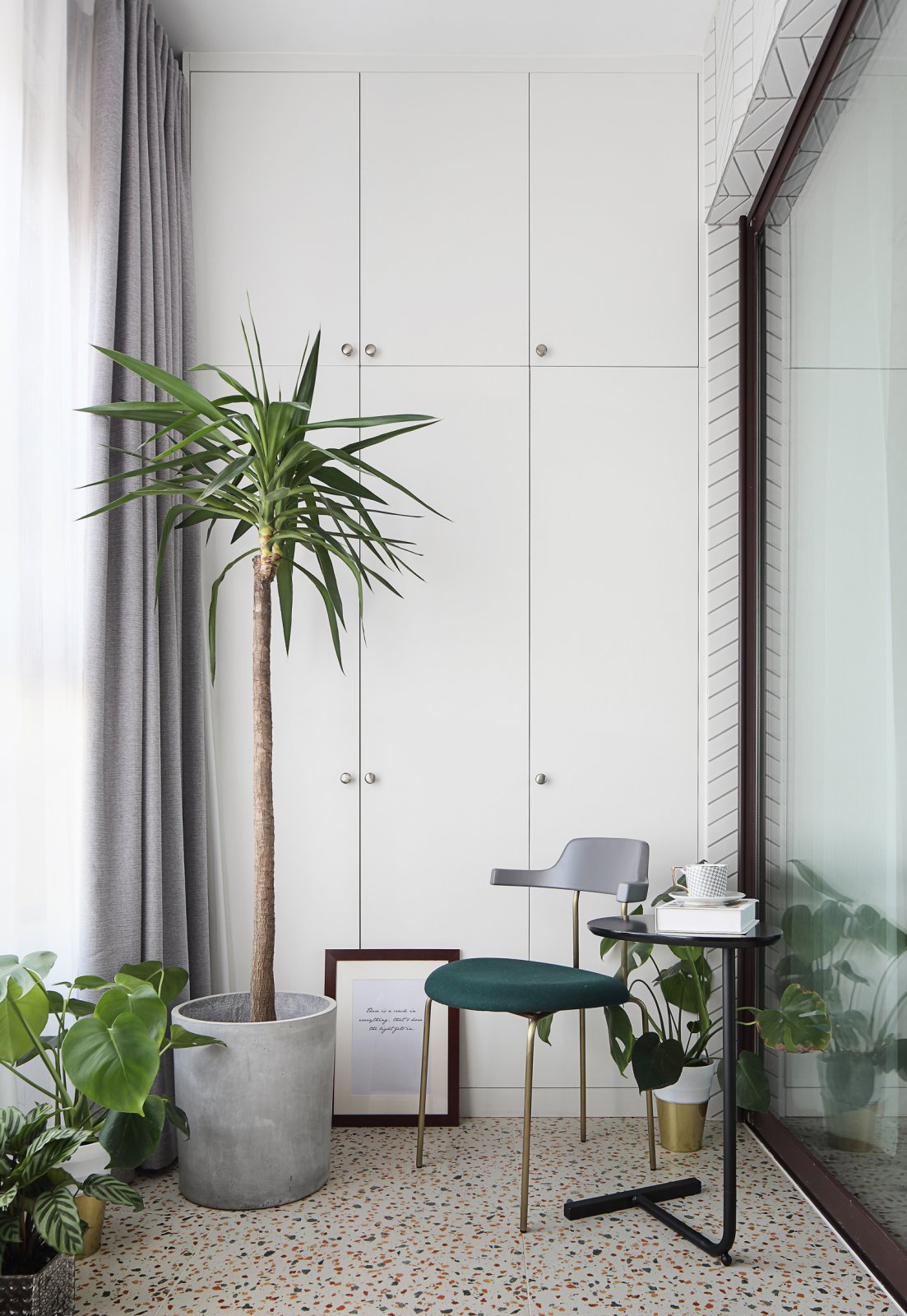 裝修案例輕奢風格室內裝修效果圖-陽臺 裝修案例輕奢風格室內裝修效果圖-陽臺