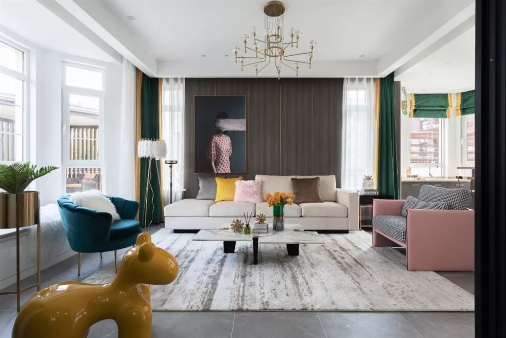 佛山市恒大&middot;酈湖城輕奢風格別墅裝修案例