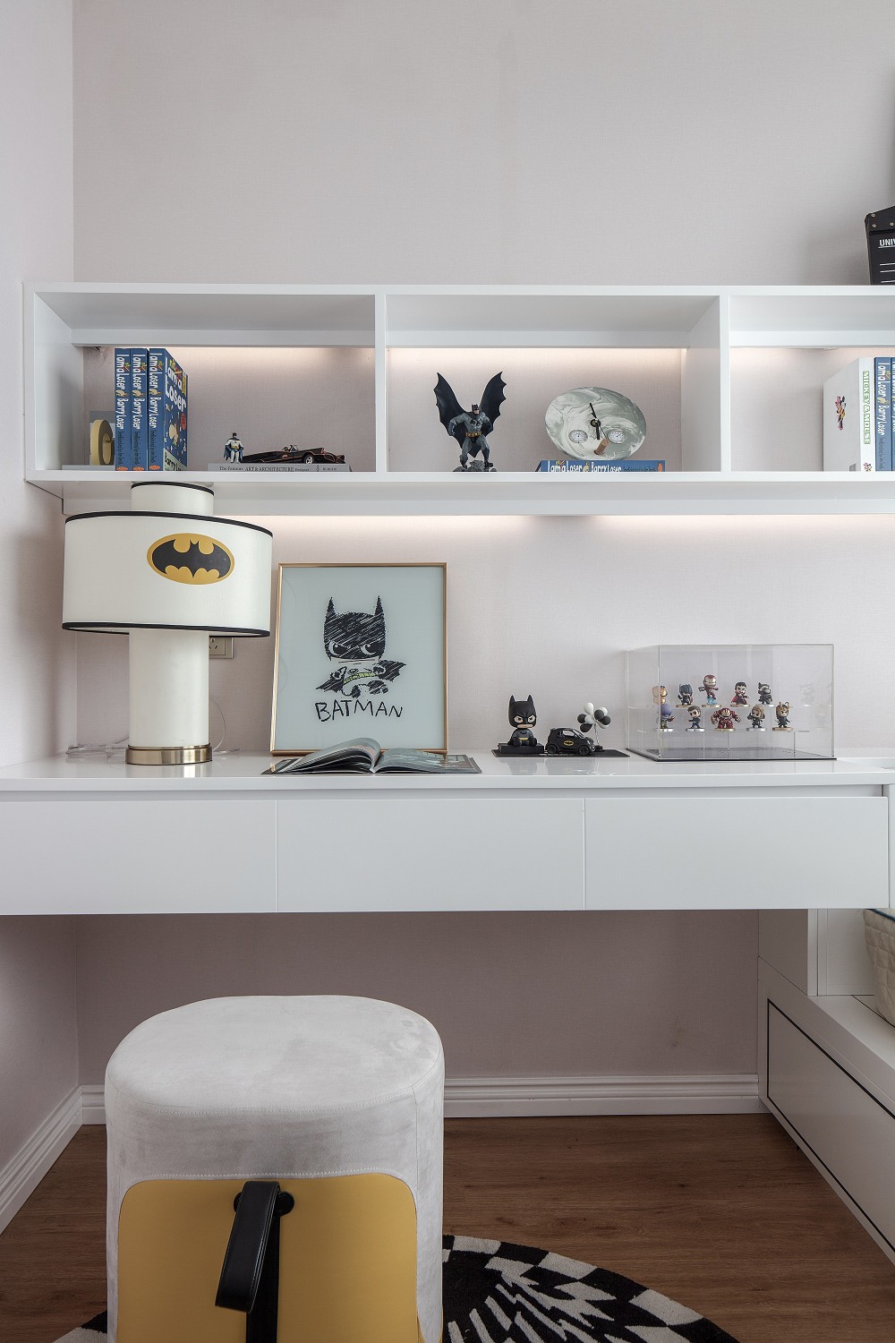 法式復古風格室內家裝案例效果圖-兒童房書桌 法式復古風格室內家裝案例效果圖-兒童房書桌