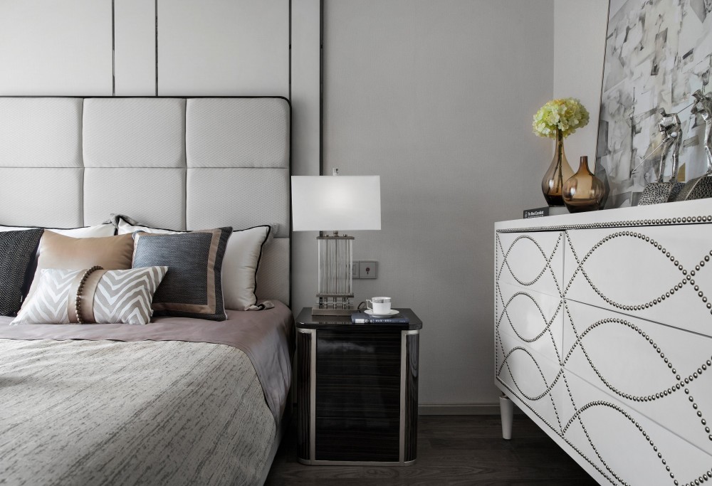 現代輕奢風格室內設計家裝案例-臥室床頭柜 現代輕奢風格室內設計家裝案例-臥室床頭柜