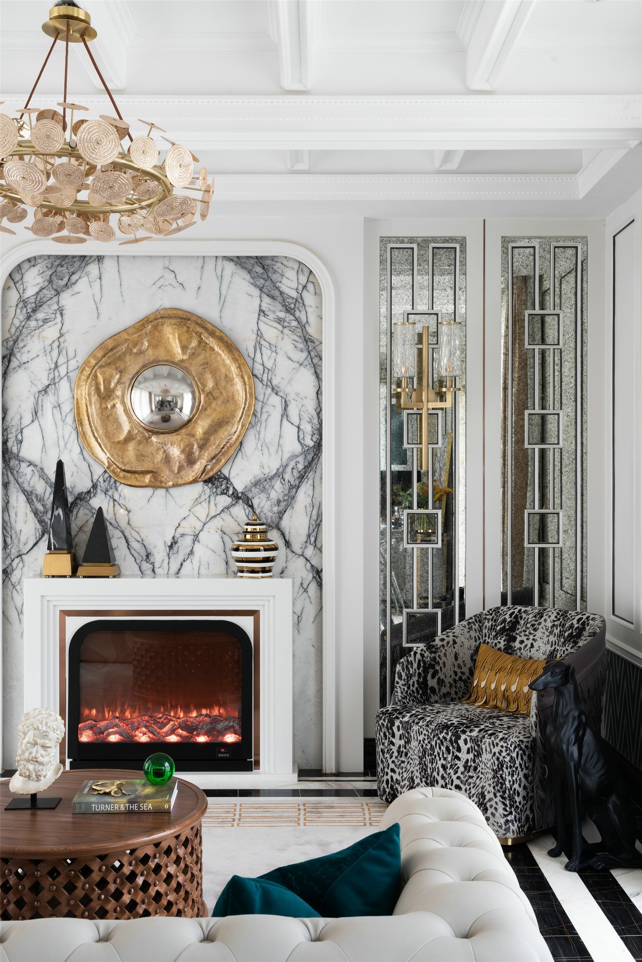 歐式輕奢風格室內家裝案例效果圖-客廳沙發 歐式輕奢風格室內家裝案例效果圖-客廳沙發