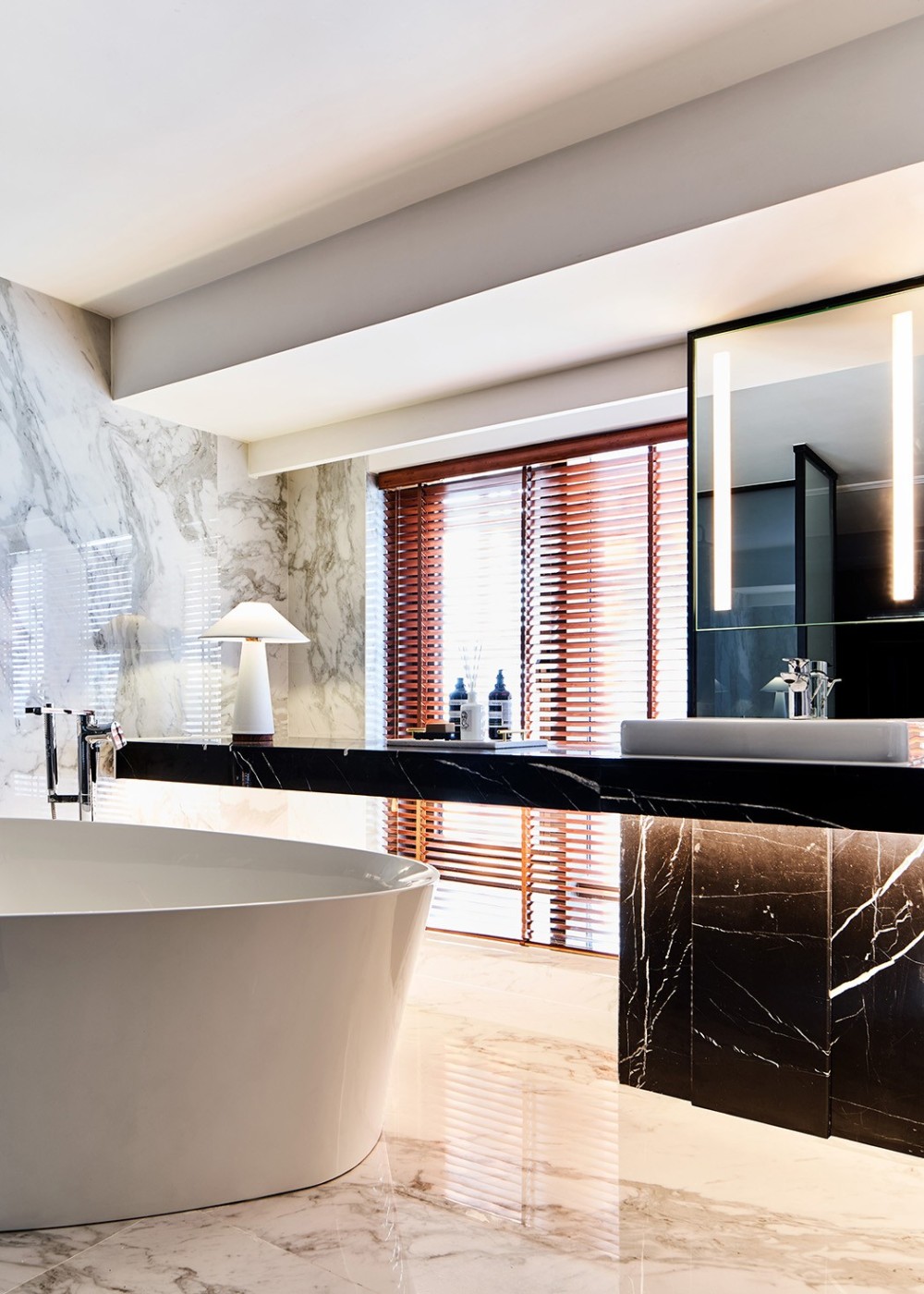 簡歐輕奢風格室內家裝案例效果圖-衛生間 簡歐輕奢風格室內家裝案例效果圖-衛生間