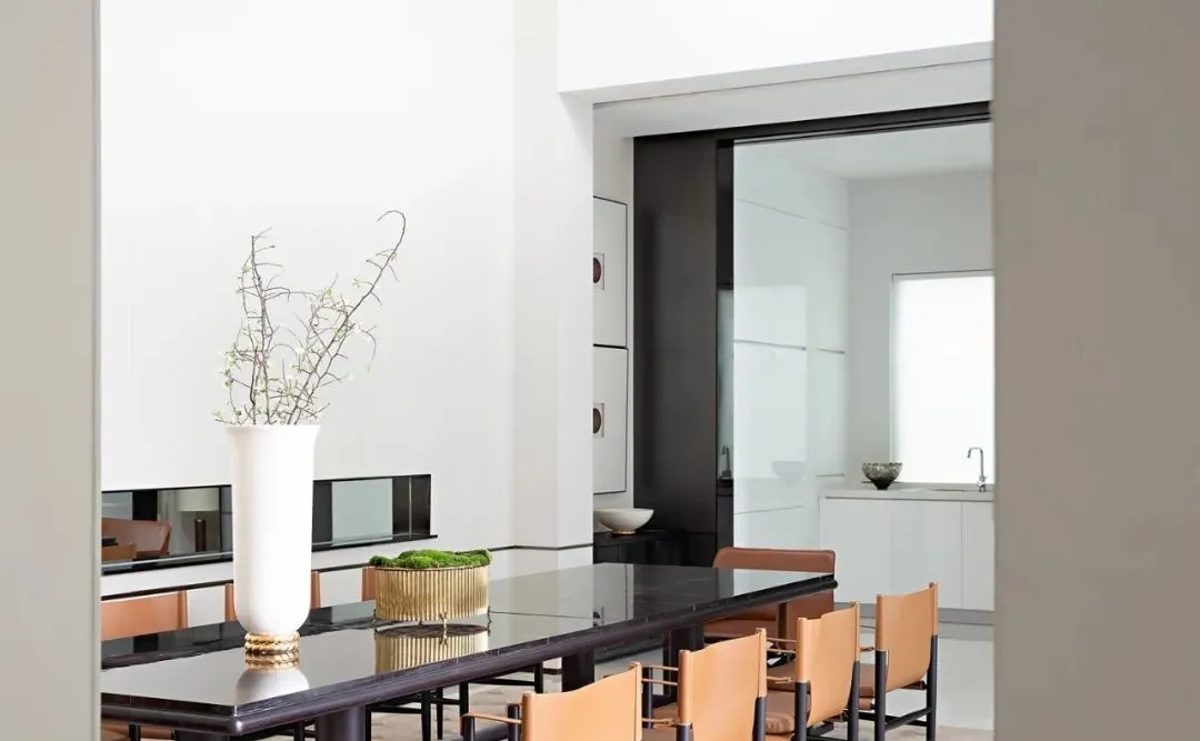 現代輕奢風格別墅室內設計家裝案例-餐廳 現代輕奢風格別墅室內設計家裝案例-餐廳