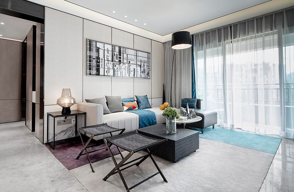 南寧市城東人家一區輕奢風格三居室裝修案例