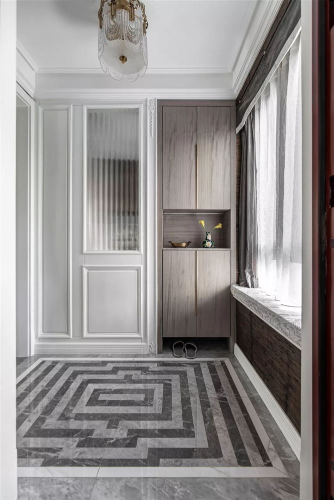 廣州市雅寶新城輕奢風格三居室裝修案例