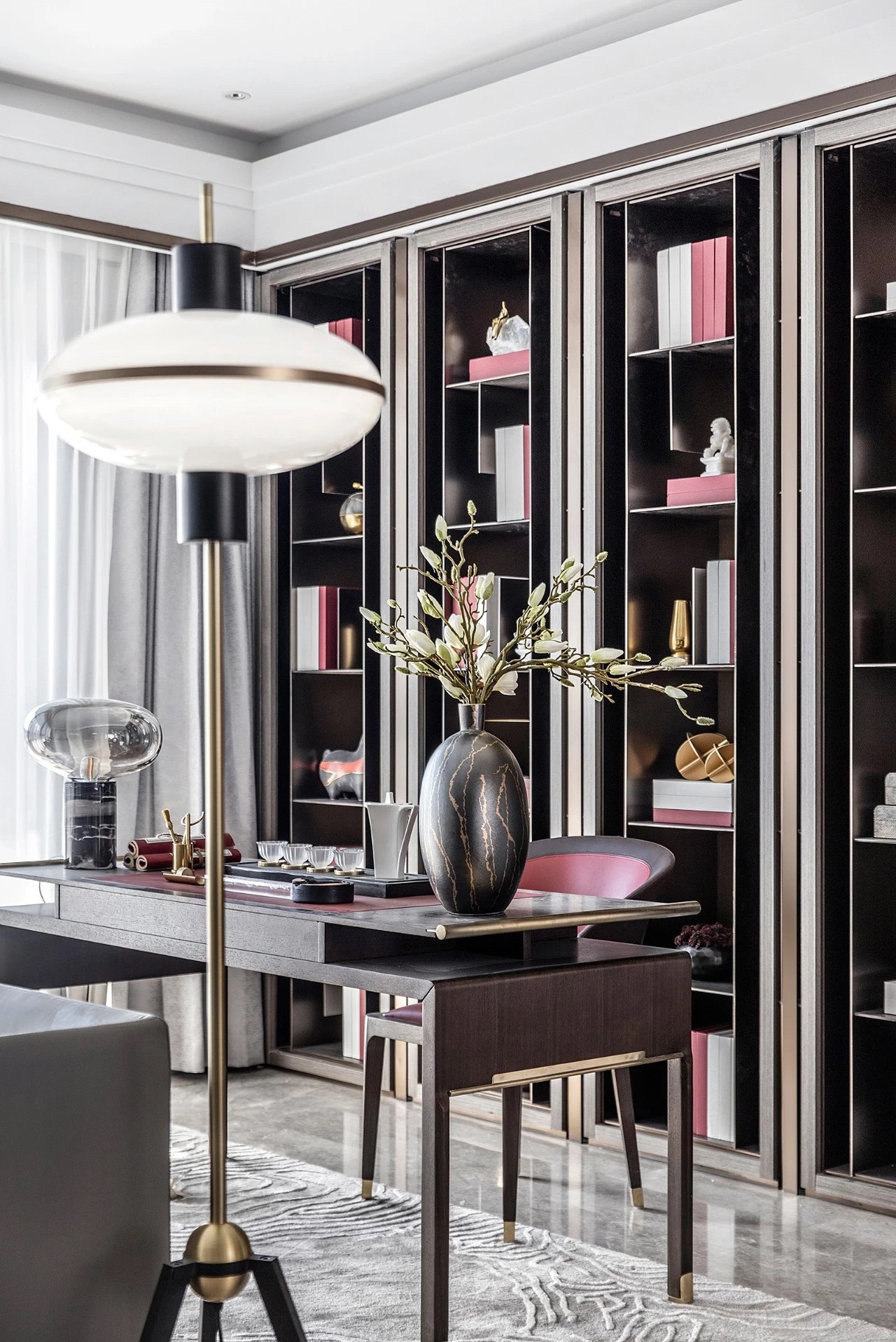 新中式風格室內家裝案例效果圖-書桌 新中式風格室內家裝案例效果圖-書桌