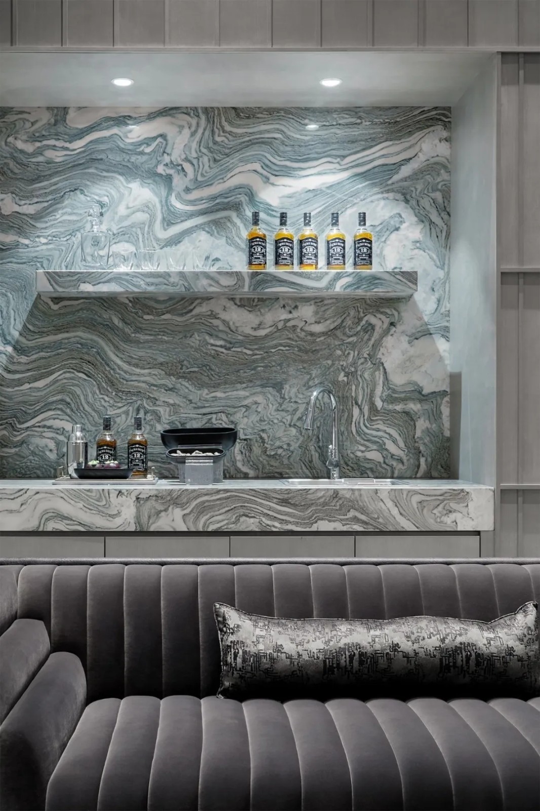 現代簡約風格別墅室內設計家裝案例-背景墻 現代簡約風格別墅室內設計家裝案例-背景墻