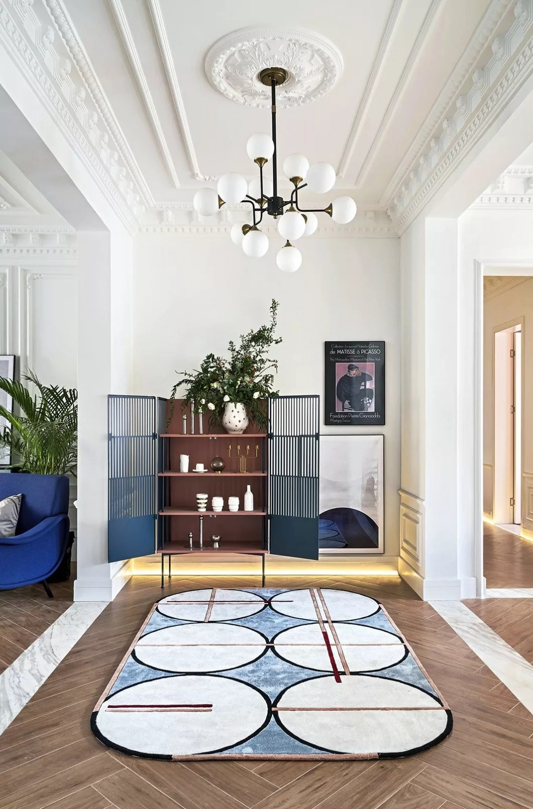 法式風(fēng)格家裝設(shè)計(jì)室內(nèi)裝修效果圖-玄關(guān) 法式風(fēng)格家裝設(shè)計(jì)室內(nèi)裝修效果圖-玄關(guān)