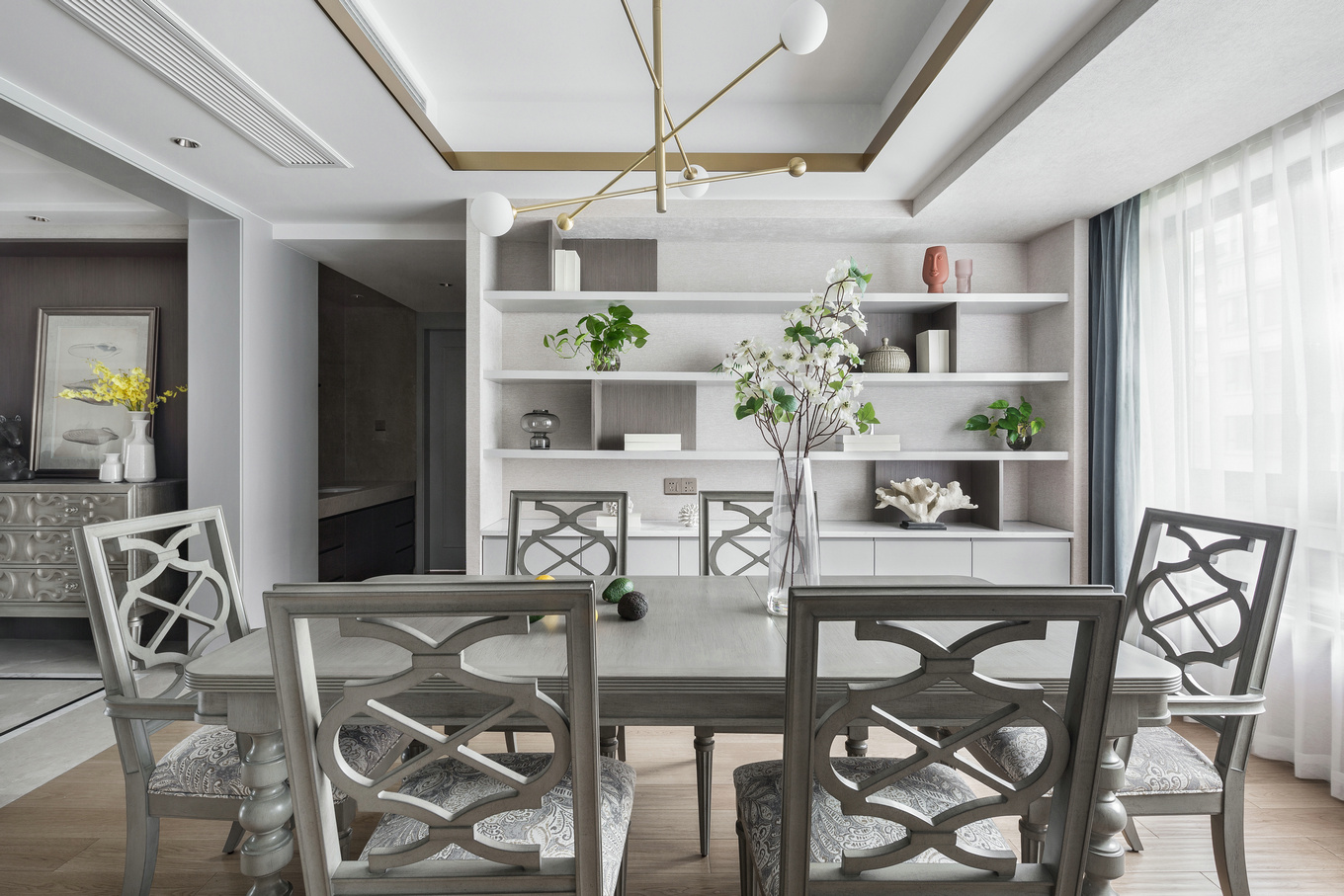美式輕奢風(fēng)格家裝設(shè)計(jì)室內(nèi)裝修效果圖-餐廳 美式輕奢風(fēng)格家裝設(shè)計(jì)室內(nèi)裝修效果圖-餐廳