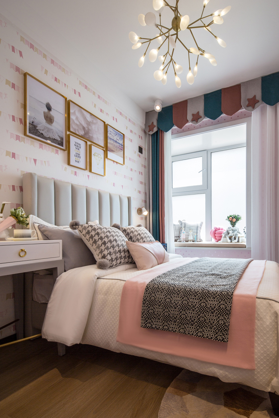 現代輕奢風格室內家裝案例效果圖-兒童房 現代輕奢風格室內家裝案例效果圖-兒童房