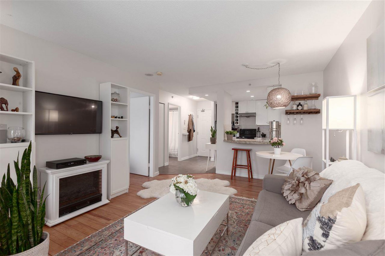 裝修案例現代簡約風格室內裝修效果圖-客廳 裝修案例現代簡約風格室內裝修效果圖-客廳