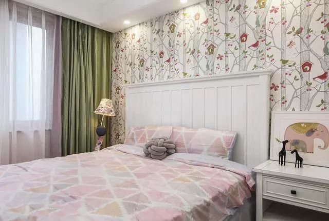 現(xiàn)代簡約風(fēng)格家裝設(shè)計(jì)室內(nèi)裝修效果圖-次臥 現(xiàn)代簡約風(fēng)格家裝設(shè)計(jì)室內(nèi)裝修效果圖-次臥