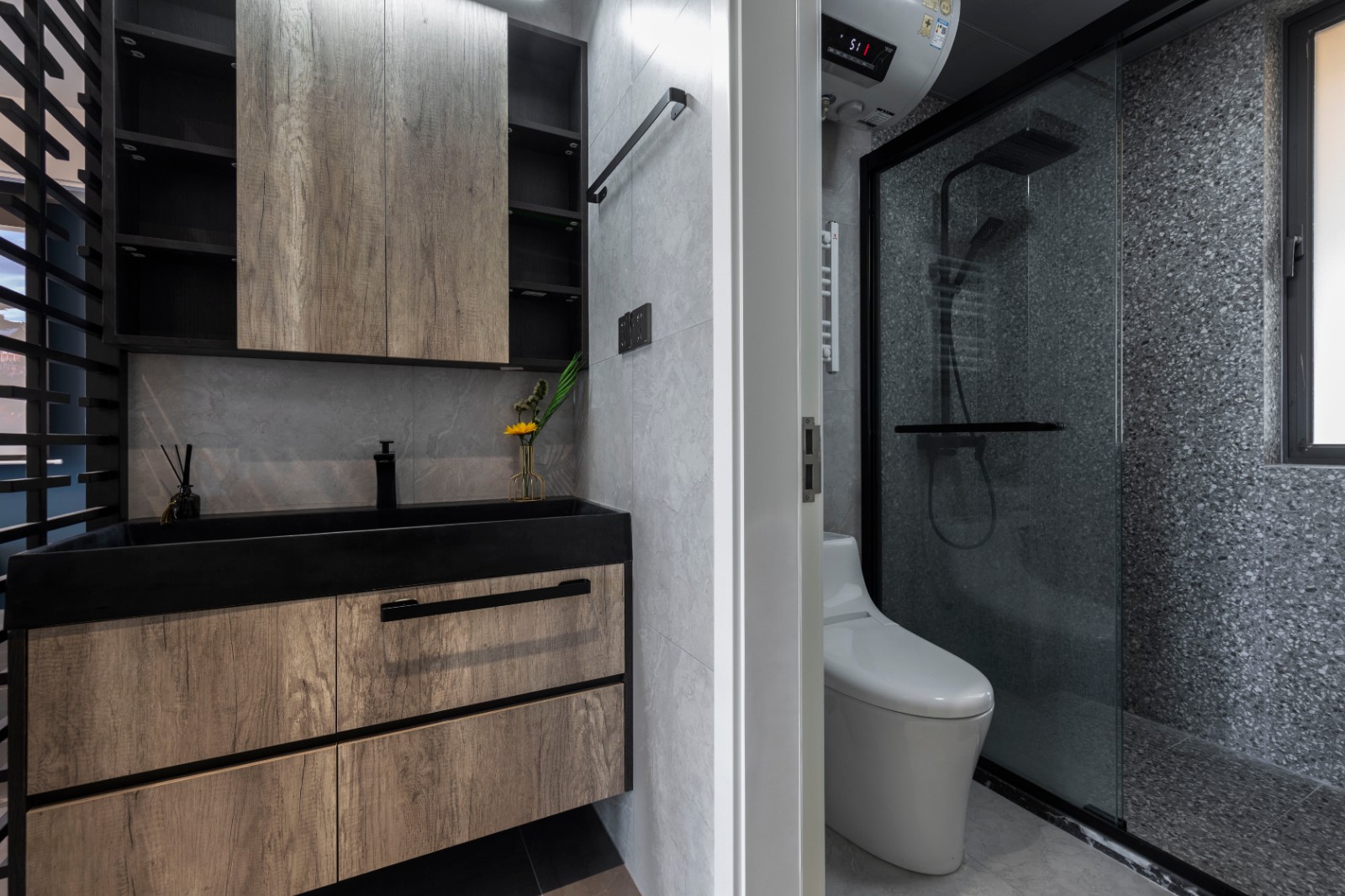 現(xiàn)代輕奢風格靜謐灰室內(nèi)家裝設計-衛(wèi)生間