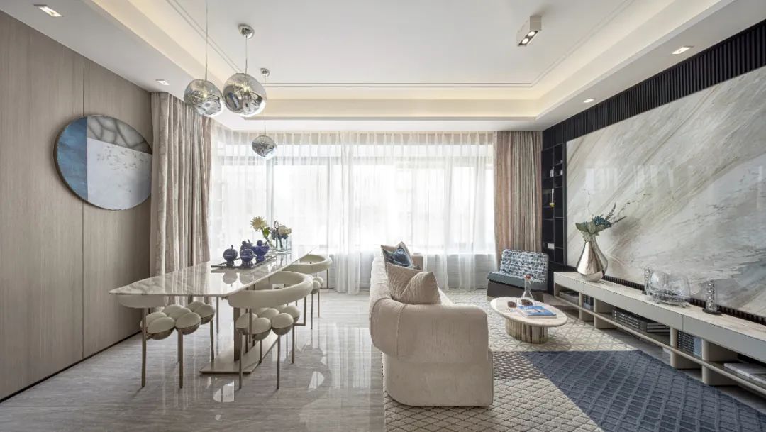 廣州市保利花城紀(jì)現(xiàn)代簡(jiǎn)約風(fēng)格三居室裝修案例