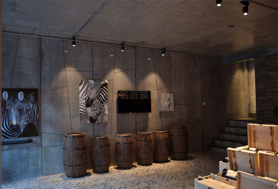 一層紅酒展示區3