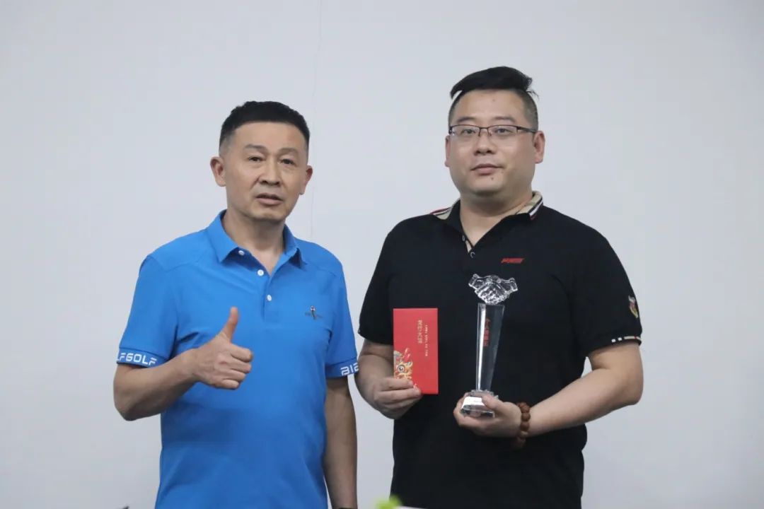 18, 6da1e700b5cd537b615cd4f29191ccc4.jpg